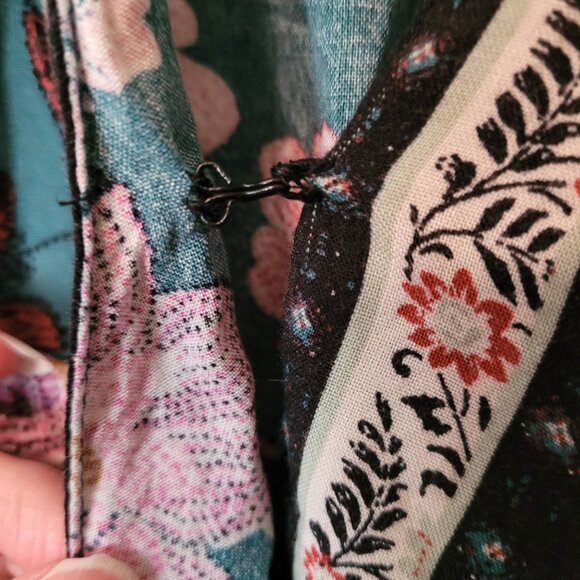 Maurices XS Floral Dress Teal & Pink with Ruffled Sleeves & Hem 100% Viscose - Picture 6 of 6